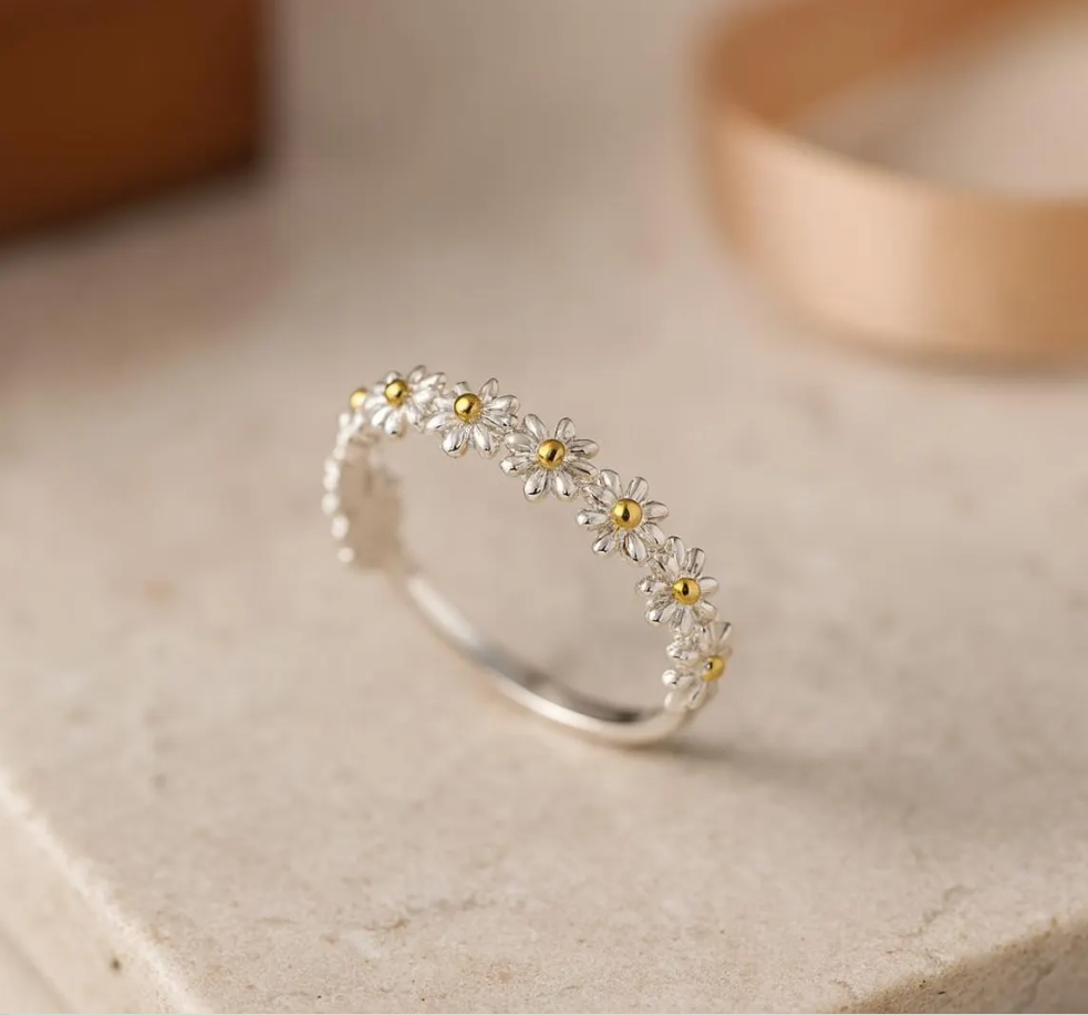 Cottagecore Daisy Flower Ring — Minimal Adjustable Open Band in Premium 316L Stainless Steel